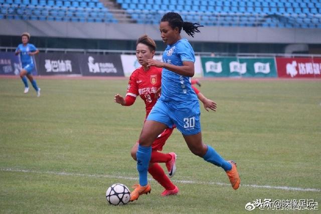 中国女篮出征奥运预选赛 大年初一对阵法国队