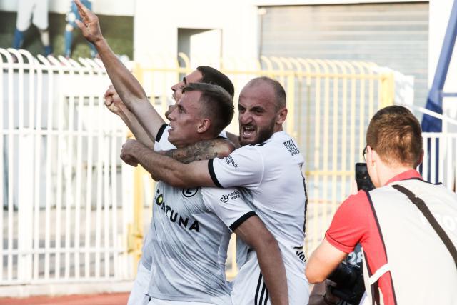 中超单场：上海“德比” 申花一球小胜海港